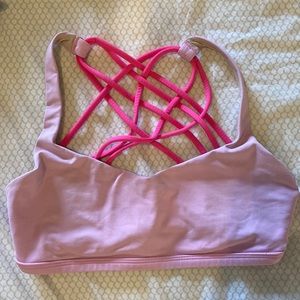 Lululemon free to be wild sports bra